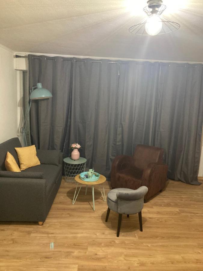 Les Obiones: Beachfront With Sea View In Mahon *