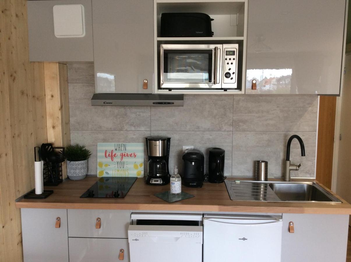 Apartment Les Obiones: Beachfront With Sea View In Mahon